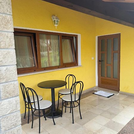 Apartmani Antonio Motovun Exterior foto